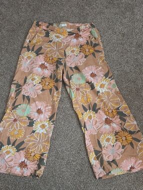 Roxy Peach Floral Wide-Leg Pants with Mint Accents
